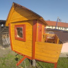 Glass-Window.-DIYaffordable-Treehouse-Ideas